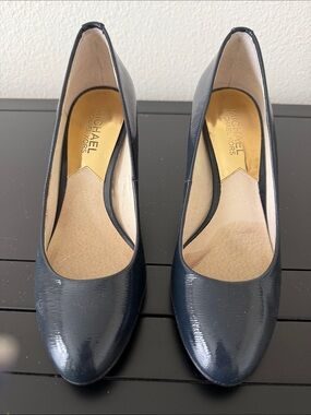 Michael Kors Dark Navy Patent Leather Round-Toe Pumps